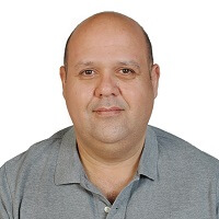 Eyad M. Alhelih
