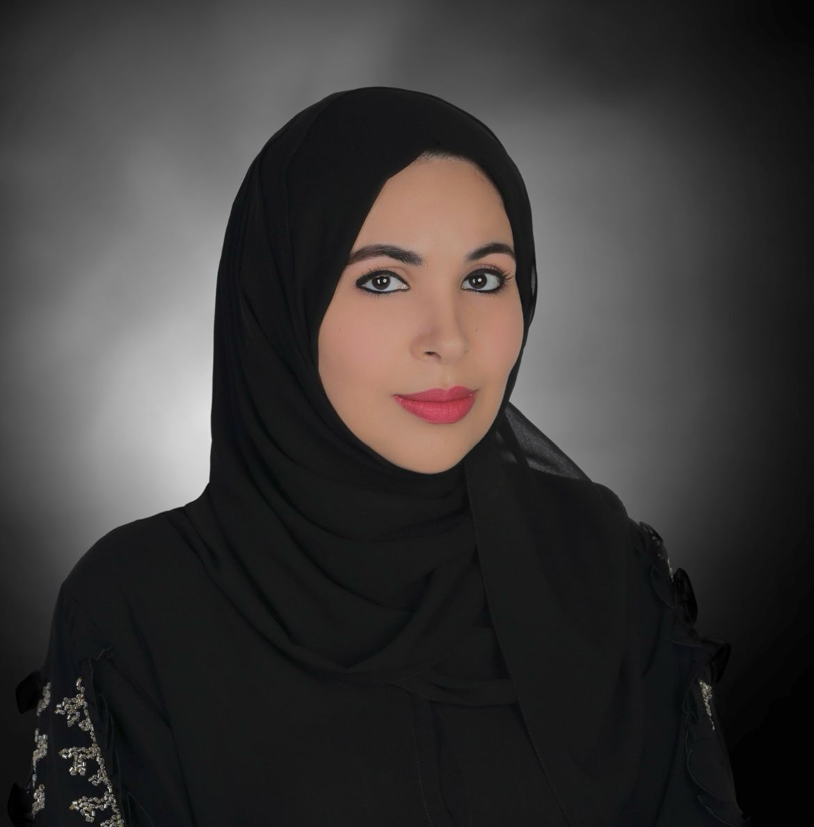 Sara Khamis alsuwaidi